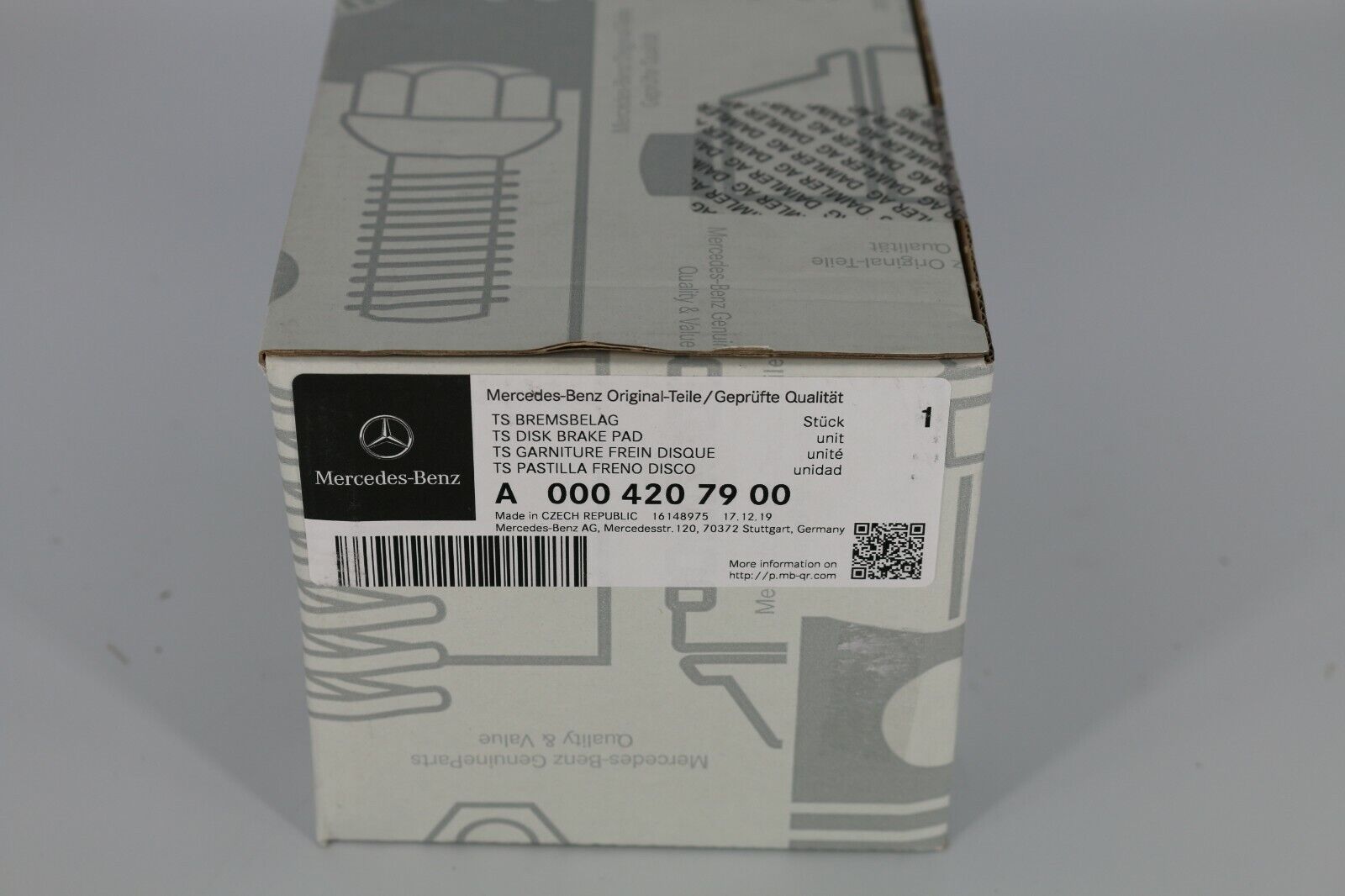 Genuine Brake Pad Set for Mercedes-Benz (MPN: A0004207900) - Image 4