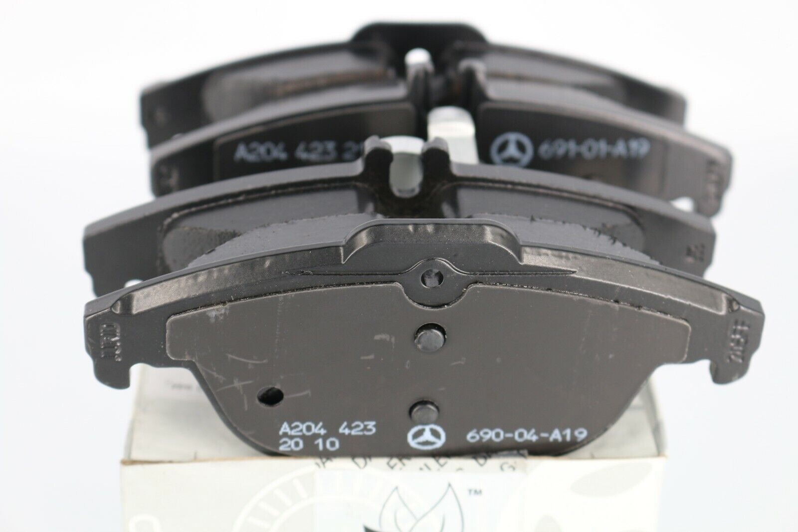 Mercedes-Benz Original Brake Pad Set (Rear) (MPN: A0074208520)