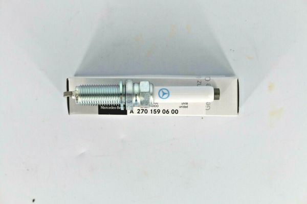 Mercedes-Benz Genuine Spark Plugs (4pcs) (MPN: A2701590600)