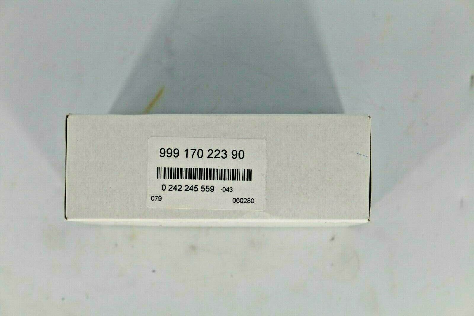 Genuine Porsche Spark Plugs (4pcs) (MPN: 99917022390) - Image 2