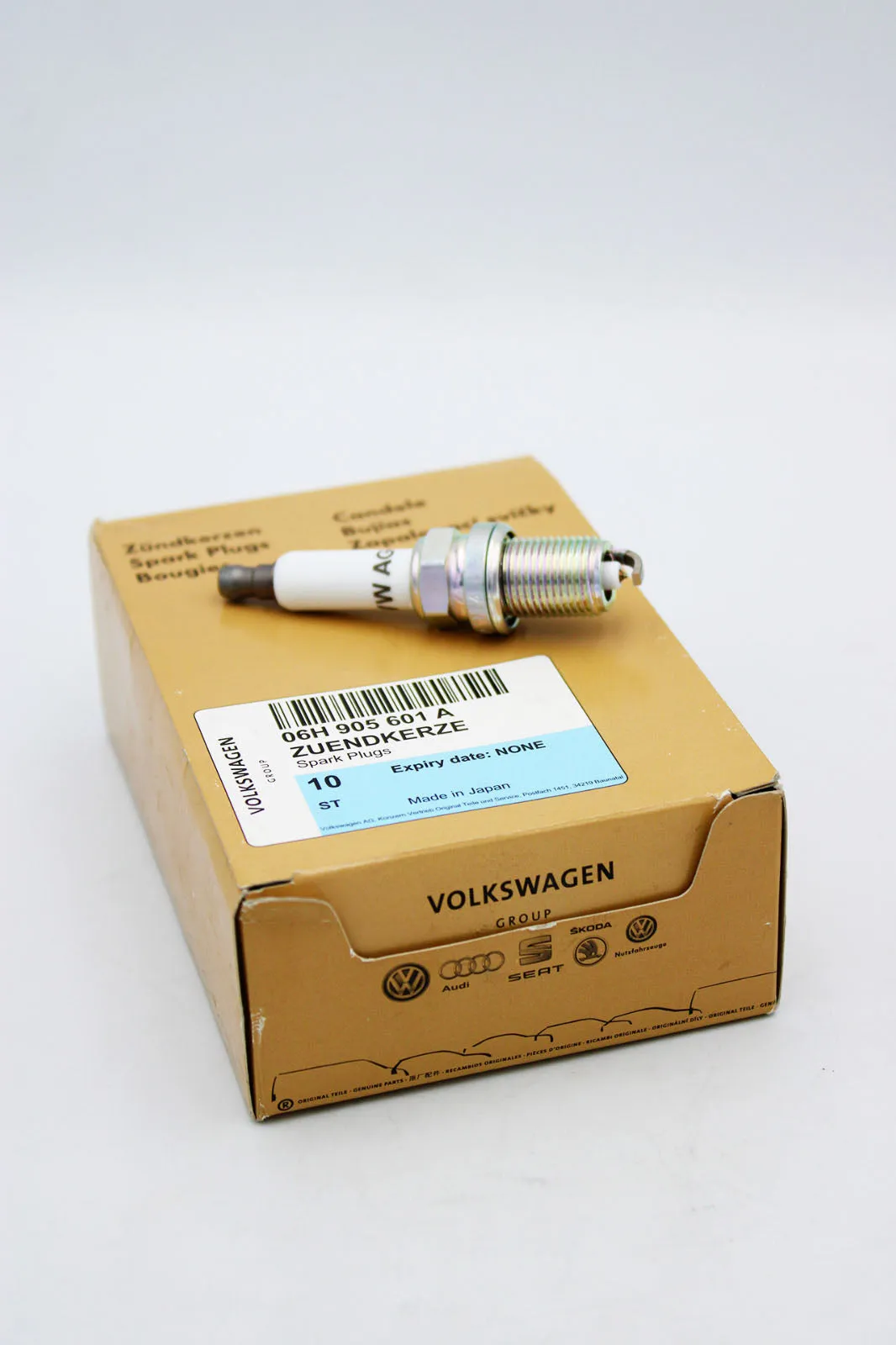 Audi and Volkswagen Genuine Spark Plug (1pc) (MPN: 06H905601A) - Image 2