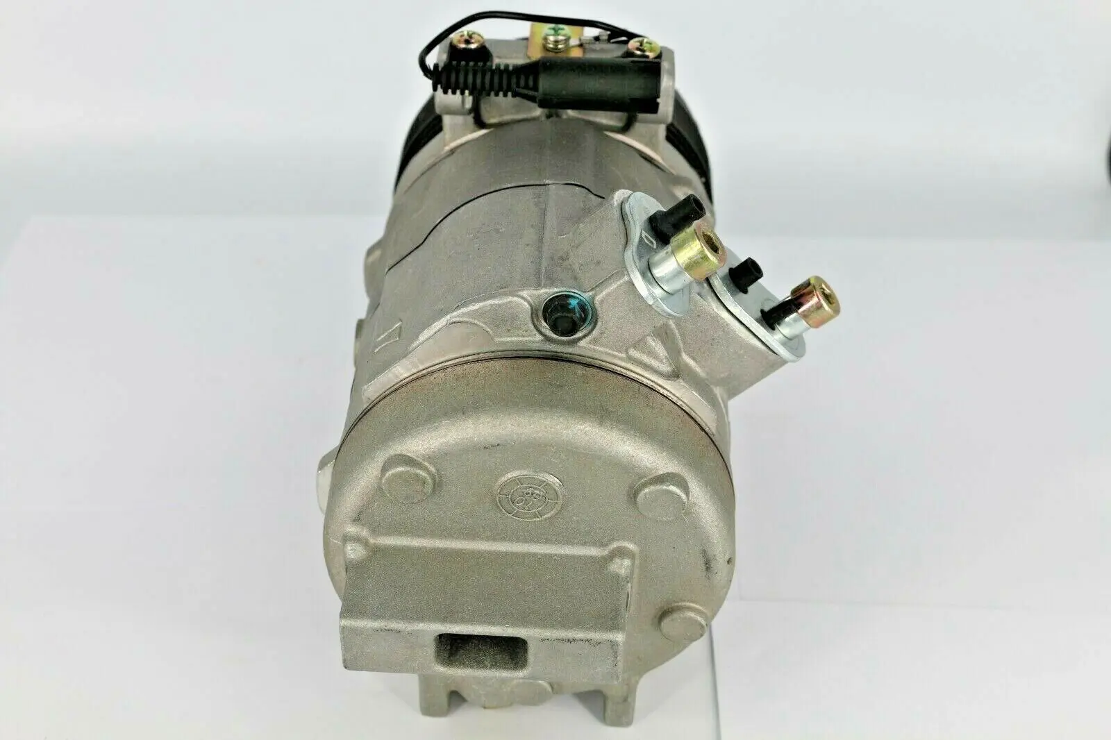 BEHR Hella Air Conditioning Compressor for BMW (MPN: 64526921650) - Image 3