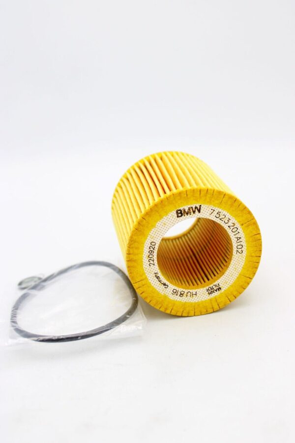 Genuine Oil Filter Kit for BMW (MPN: 11427953129)