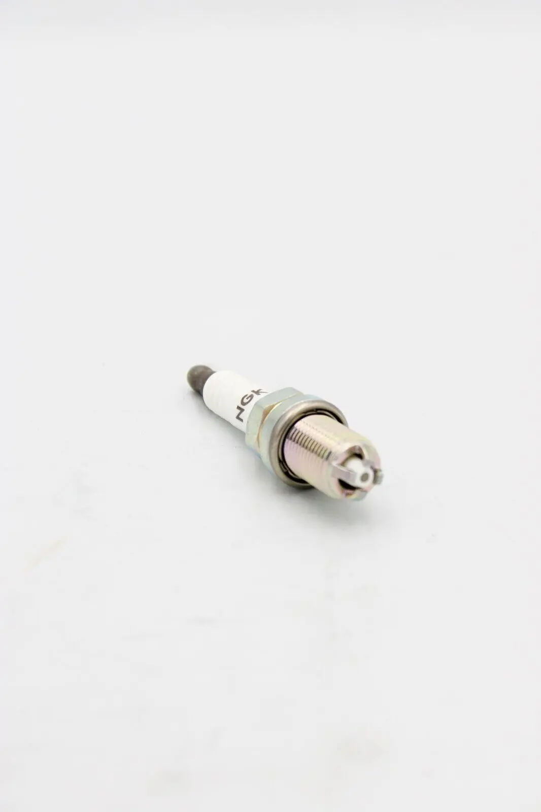 Genuine BMW Spark Plug (1pc) (MPN: 12120037607)