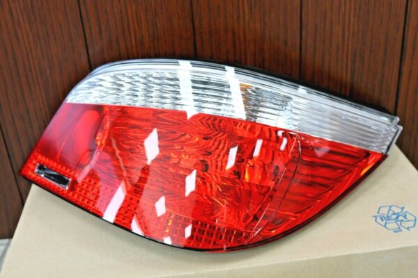 Genuine Tail Light Lamp for BMW (MPN: 63217165738)