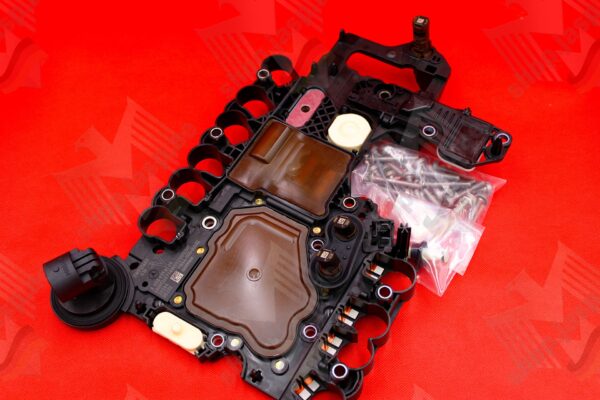 Genuine Mercedes-Benz Automatic Transmission Valve Body (MPN: A0002703300)