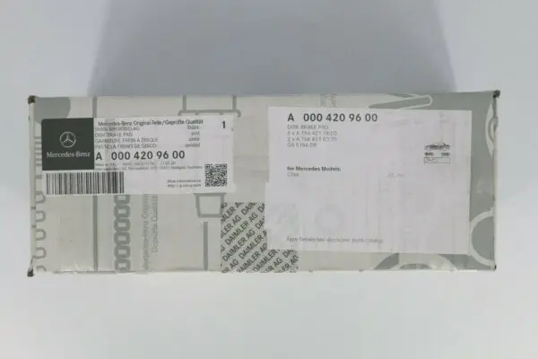 Original Mercedes-Benz Disk Brake Pad (MPN: A0004209600) - Image 3