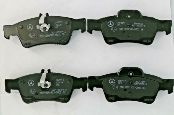 Original Mercedes-Benz Brake Pad Set (MPN: A0074201020)