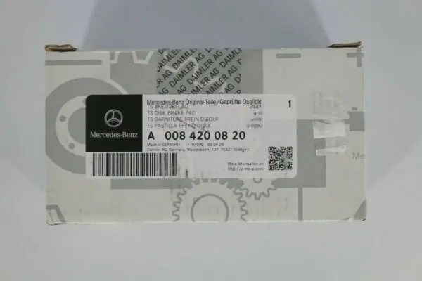 Mercedes-Benz Original Brake Pad Set (MPN: A0084200820) - Image 4