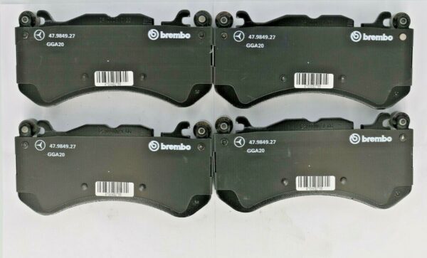 Original Mercedes-Benz Brake Pad Set (MPN: A008420412028)