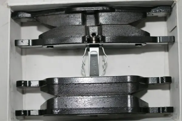 Genuine Mercedes-Benz Brake Pad Set (Rear) (MPN: A0074201020) - Image 2
