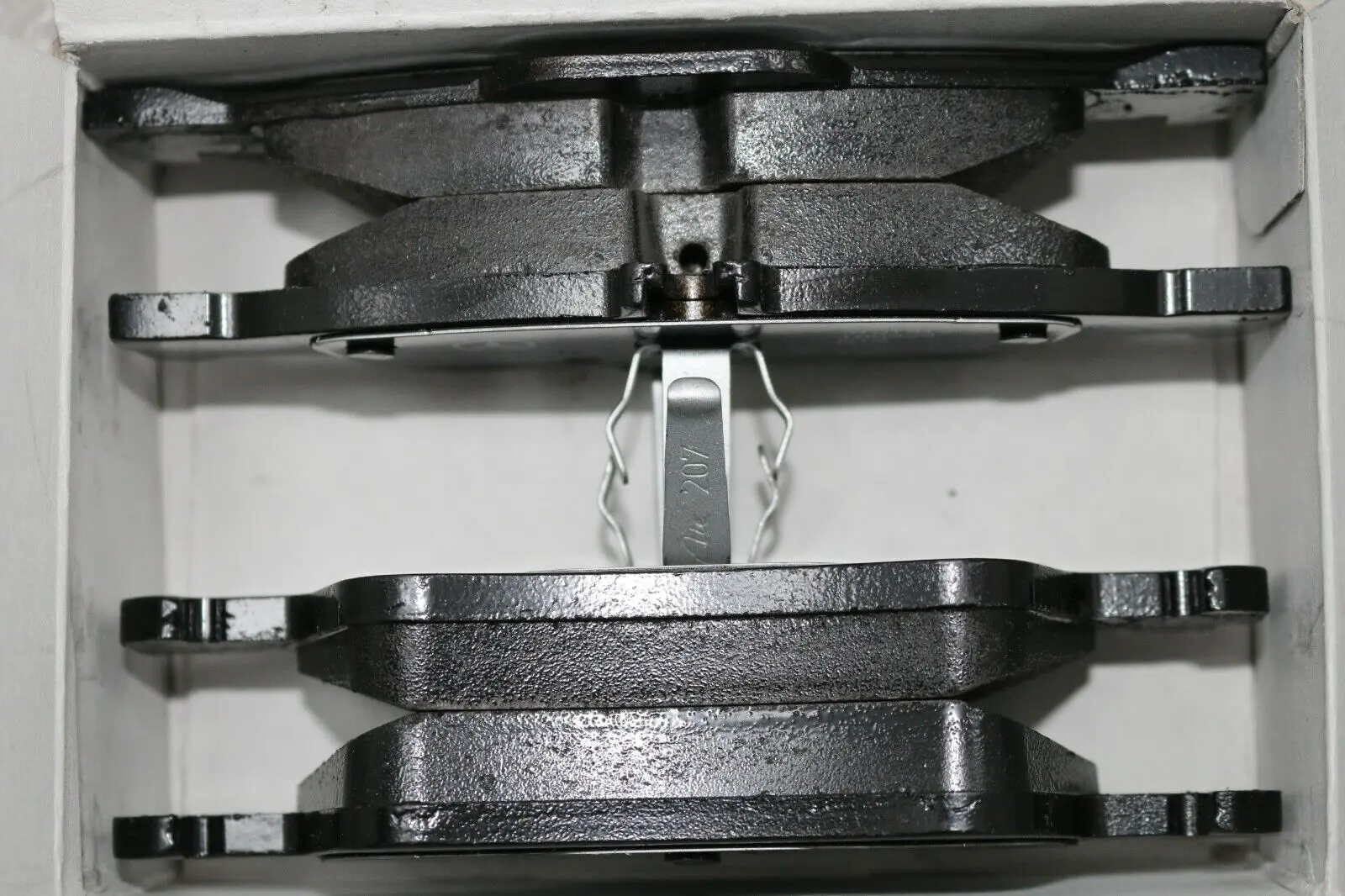 Genuine Mercedes-Benz Brake Pad Set (Rear) (MPN: A0074201020) - Image 2