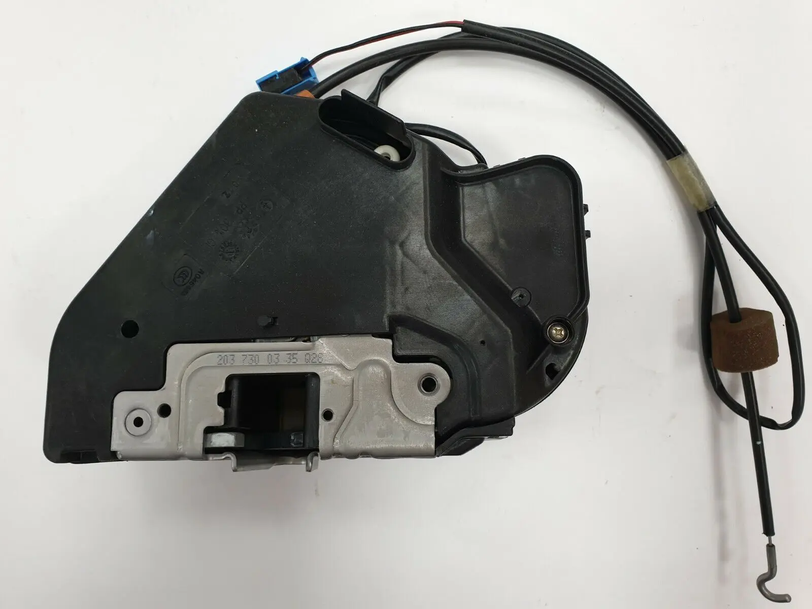 Mercedes-Benz Genuine Door Lock (MPN: A2037300335)