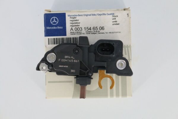 Mercedes-Benz Original Alternator Voltage Regulator (MPN: A0031546506) - Image 4