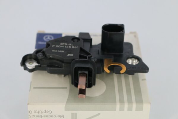 Mercedes-Benz Original Alternator Voltage Regulator (MPN: A0031546506)