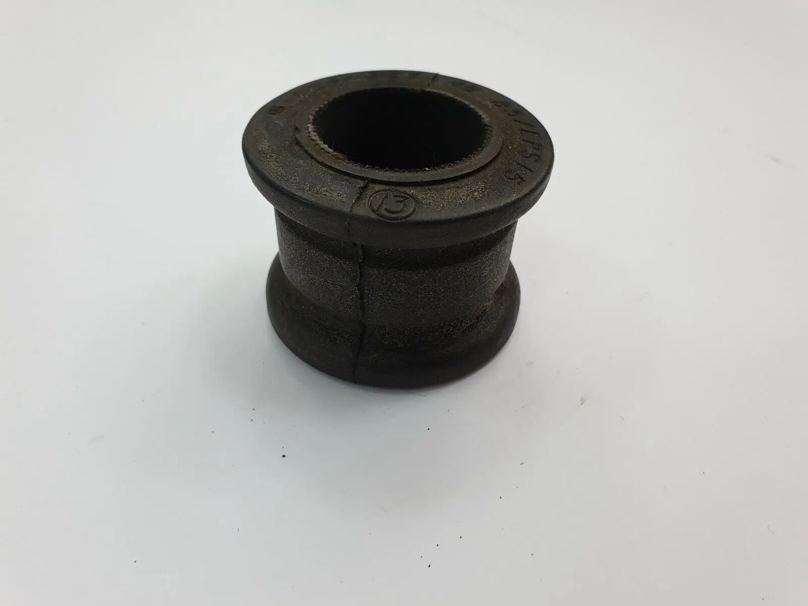 Genuine Mercedes-Benz Anti Roll Bar Bushing (Front Axle) (MPN: A1243234585)
