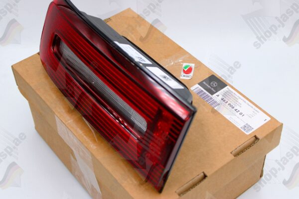 OEM Mercedes-Benz Rear Tail Light (MPN: A4639064201) - Image 2