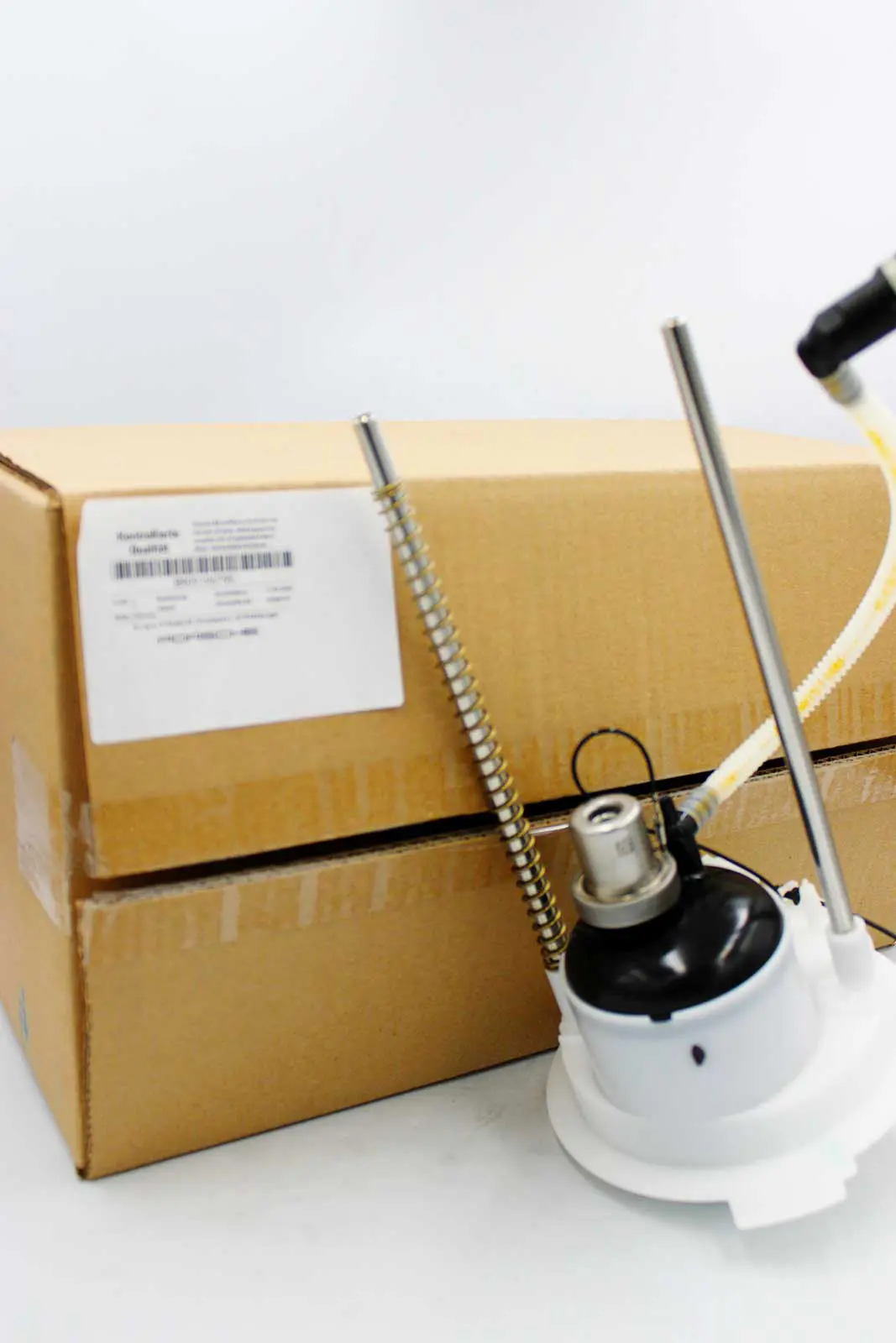 Porsche Genuine Fuel Filter (MPN: 8R0919679E) - Image 4